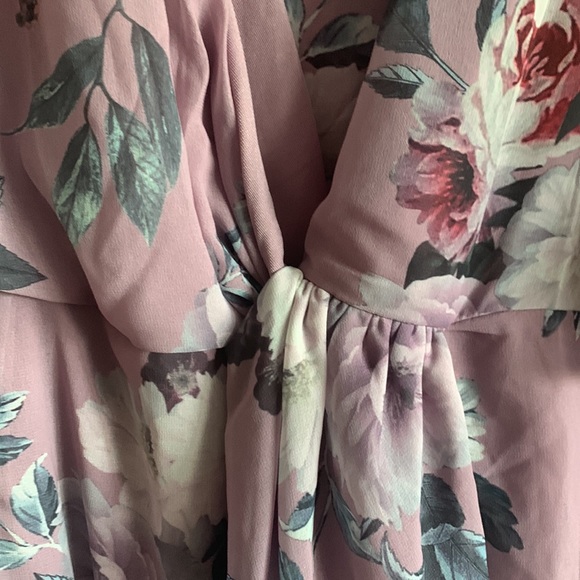 City Chic NEW Blouse Floral Short Sleeve V-neck Rosewood XXL Career Casual - Picture 7 of 12